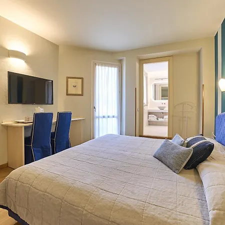 Отель Belvedere